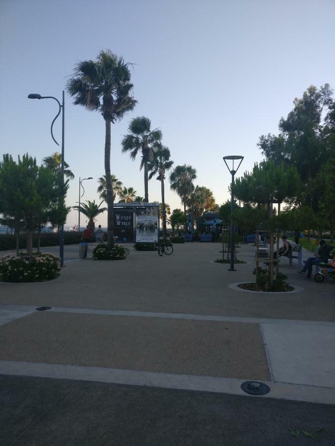 Hawaii Royal Gardens 2 Apartman Limassol Kültér fotó